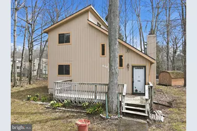 940 Country Place Drive, Tobyhanna, PA 18466 - Photo 1