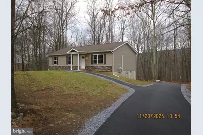 380 Gallery Lane, Mount Bethel, PA 18343 - Photo 1