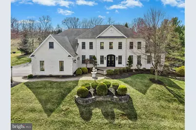 75 Woodside Drive, Easton, PA 18042 - Photo 1