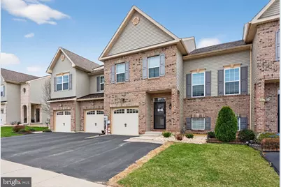 4487 Elmwood Drive, Nazareth, PA 18064 - Photo 1