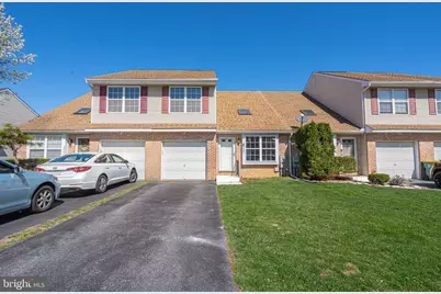 2725 Victoria Lane, Easton, PA 18045 - Photo 1