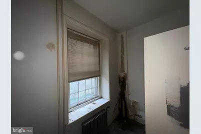 5927 Wayne Avenue, Philadelphia, PA 19144 - Photo 5