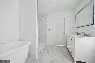 6221 Chew Ave, Philadelphia, PA 19138 - Photo 15