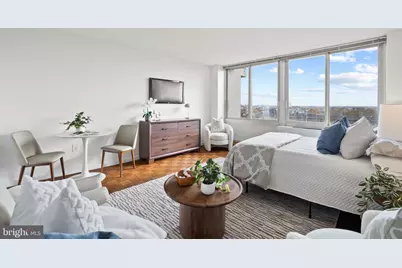 604 S Washington Square #913, Philadelphia, PA 19106 - Photo 1