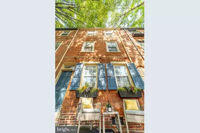 621 Lombard Street, Philadelphia, PA 19147 - Photo 1