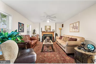 728 Kenilworth Avenue, Philadelphia, PA 19126 - Photo 3