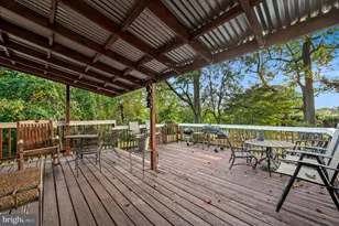 728 Kenilworth Ave, Philadelphia, PA 19126 - Photo 17