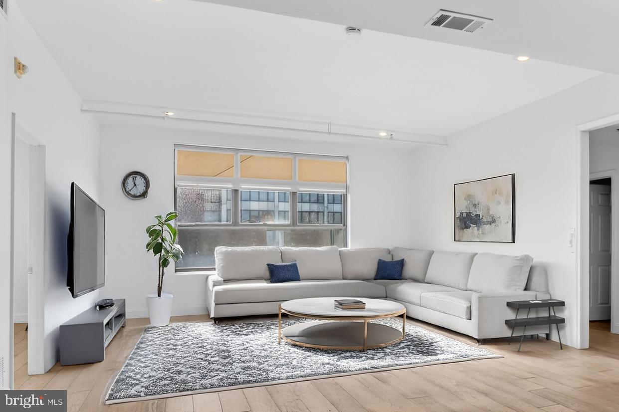 301 Spring Garden St #3B, Philadelphia, PA 19123 - MLS PAPH2542240 ...