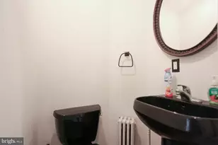 4275 Silverwood St, Philadelphia, PA 19127 - Photo 9