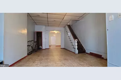 526 Moore Street, Philadelphia, PA 19148 - Photo 1