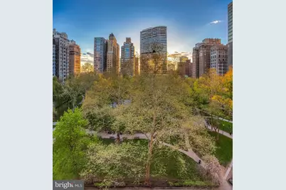 219 S 18th Street #202, Philadelphia, PA 19103 - Photo 3