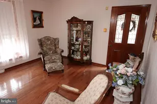 709 Hartel Ave, Philadelphia, PA 19111 - Photo 23