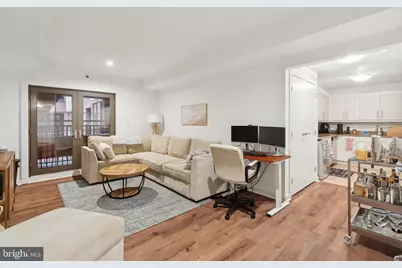 219 S 18th Street #423, Philadelphia, PA 19103 - Photo 1