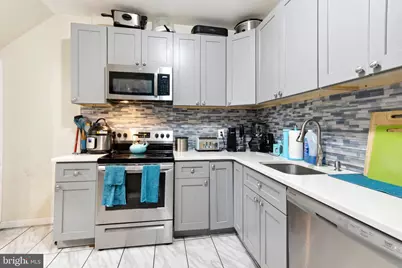7275 Saybrook Avenue, Philadelphia, PA 19142 - Photo 1