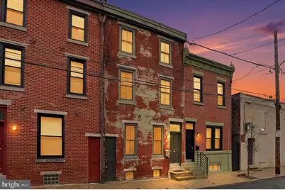 1040 N Leithgow Street, Philadelphia, PA 19123 - Photo 1