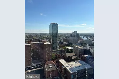 2101 Market Street #2405, Philadelphia, PA 19103 - Photo 1