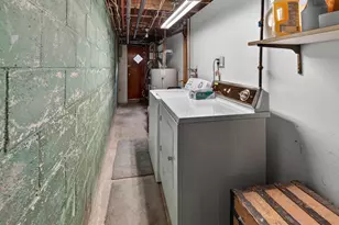 2006 Vista St, Philadelphia, PA 19152 - Photo 15