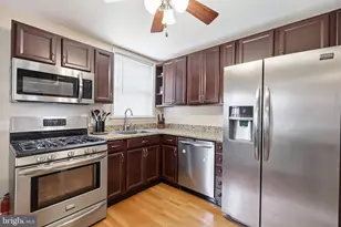 2836 Gillingham St, Philadelphia, PA 19137 - Photo 9