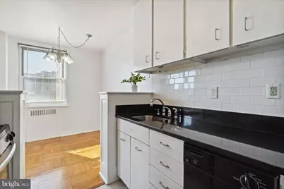 2601 Pennsylvania Avenue #732, Philadelphia, PA 19130 - Photo 1