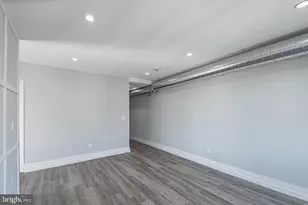 526 Brown St, Philadelphia, PA 19123 - Photo 9