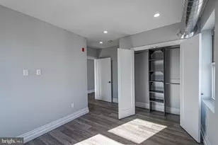 526 Brown St, Philadelphia, PA 19123 - Photo 13