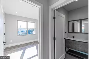 526 Brown St, Philadelphia, PA 19123 - Photo 17