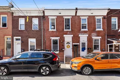 621 E Flora Street, Philadelphia, PA 19125 - Photo 1