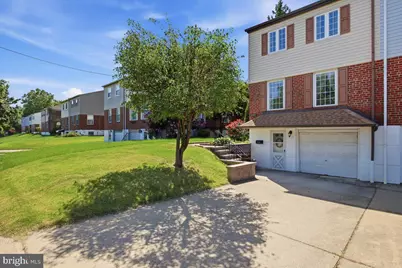 10882 Knights Road, Philadelphia, PA 19154 - Photo 1