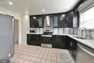 2826 Maxwell St, Philadelphia, PA 19136 - Photo 9