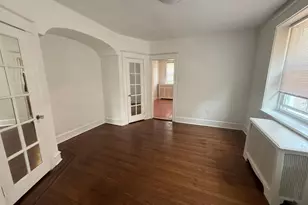 373 E Cliveden St, Philadelphia, PA 19119 - Photo 9