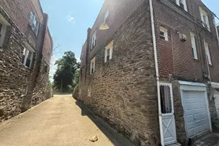 373 E Cliveden St, Philadelphia, PA 19119 - Photo 35