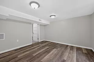 3 Lothian Pl, Philadelphia, PA 19128 - Photo 19