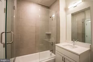 1300 S 19th St, Philadelphia, PA 19146 - Photo 9