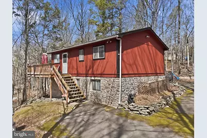150 Tanglewood Drive, Greentown, PA 18426 - Photo 1