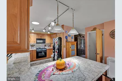 649 Wynonah Drive, Auburn, PA 17922 - Photo 17