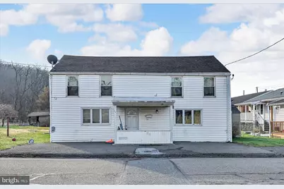 408 E Lawton Street, Saint Clair, PA 17970 - Photo 1