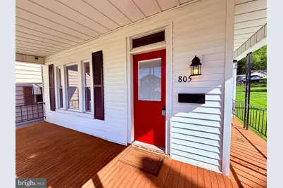805 E Grand Avenue, Tower City, PA 17980 - Photo 1