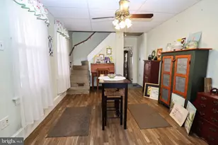 1130 W Norwegian St, Pottsville, PA 17901 - Photo 7