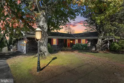 150 E Ridge Avenue, Glen Rock, PA 17327 - Photo 1