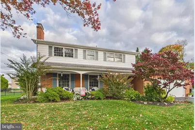 445 Quaker Drive, York, PA 17402 - Photo 1