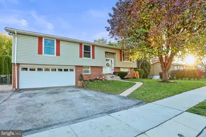 520 Oakwood Drive, Dover, PA 17315 - Photo 1