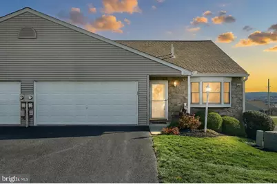 2407 Pin Oak Drive #33, York, PA 17406 - Photo 1