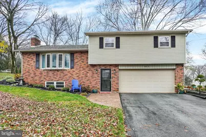 417 Rushmore Drive, York, PA 17402 - Photo 1