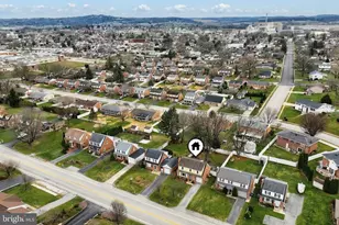 1960 Bannister St, York, PA 17404 - Photo 3