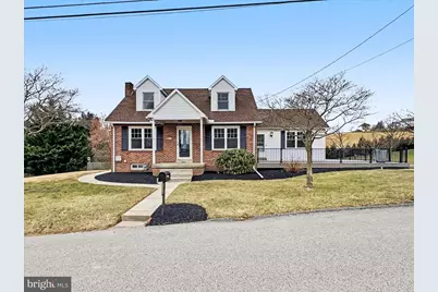 136 Park Street, Seven Valleys, PA 17360 - Photo 1