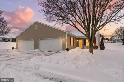 3004 Lakefield Road #3004, York, PA 17402 - Photo 1