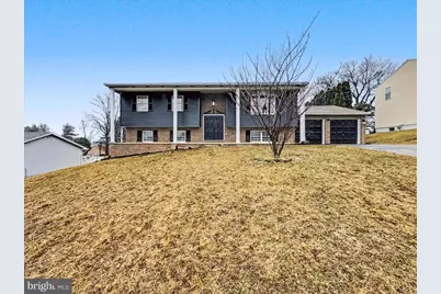 1360 Breezeview Drive, York, PA 17404 - Photo 1