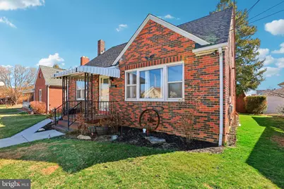 215 Penn Street, Hanover, PA 17331 - Photo 1