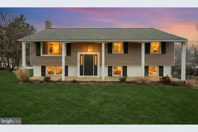 56 York Road, York, PA 17407 - Photo 1
