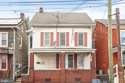 402 Broadway, Hanover, PA 17331 - Photo 1